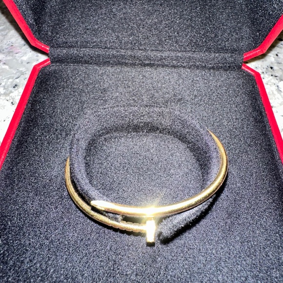 JUSTE UN CLOU BRACELET, SMALL MODEL, DIAMONDS - Picture 3 of 9